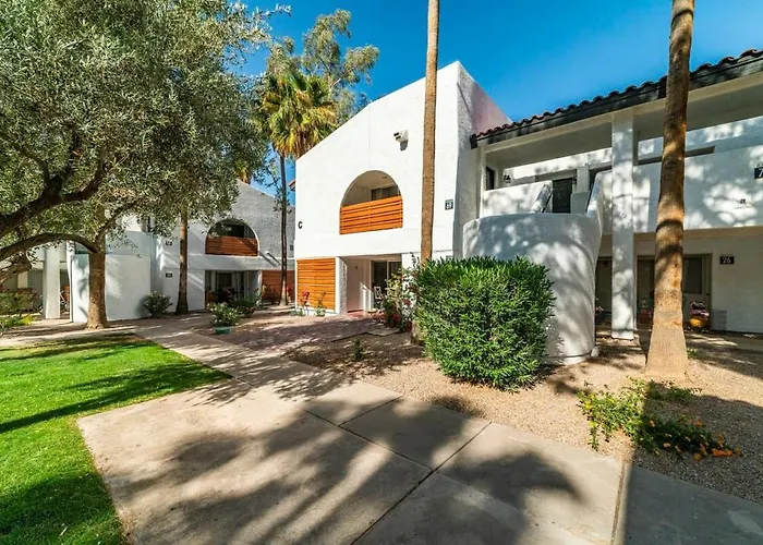 37b- Full Remodel W Heated Pool Holiday home *