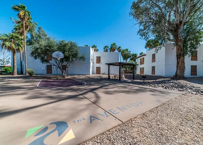 37b- Full Remodel W Heated Pool * Casa Grande