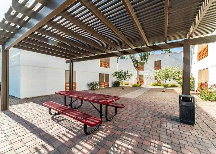 Holiday home 37b- Full Remodel W Heated Pool